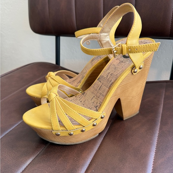 Guess Yellow Platform Sandals - Picture 7 of 10